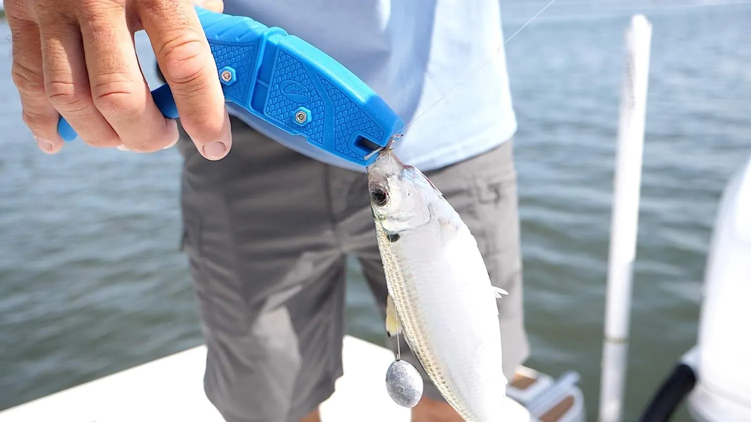 Cuda 18399 Bait Dehooker - Designed for use with Sabiki Rigs