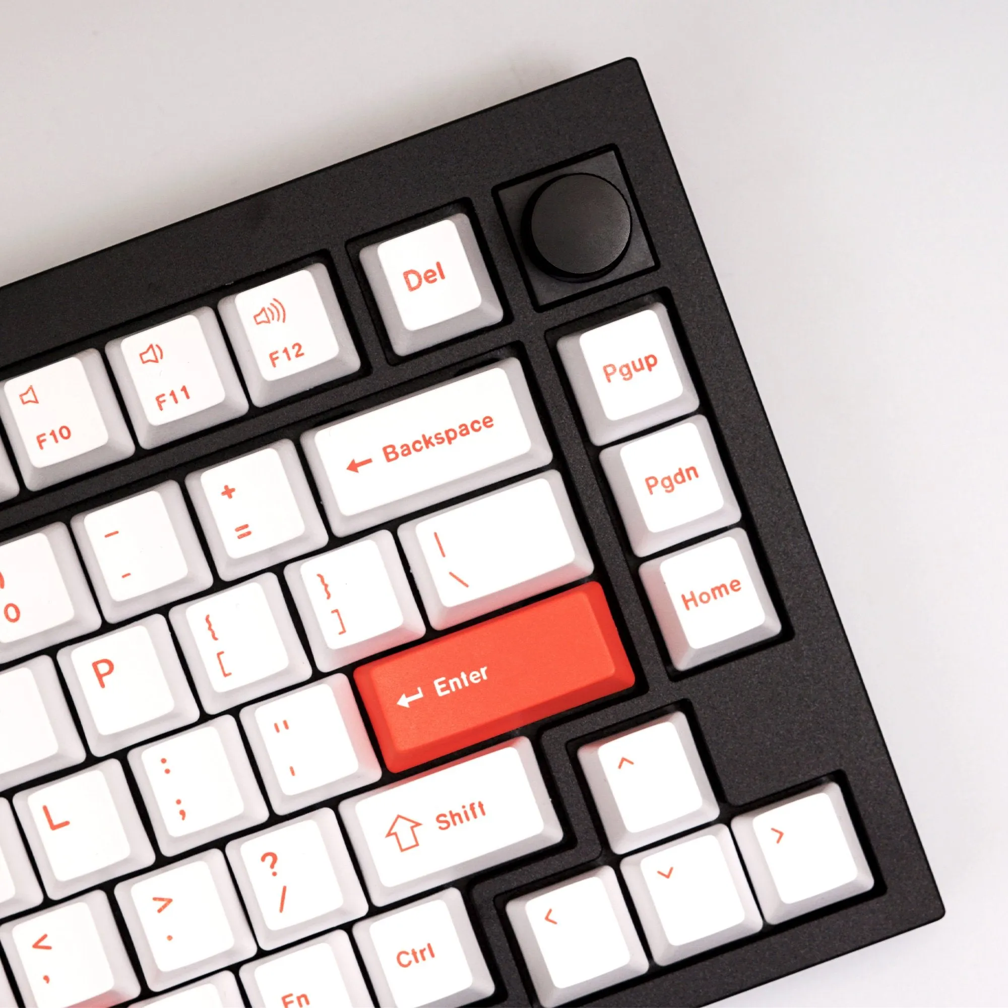 Custom Q1 QMK Mechanical Keyboard (Q1 Carbon Black w/ Knob)(Orange Keycap)