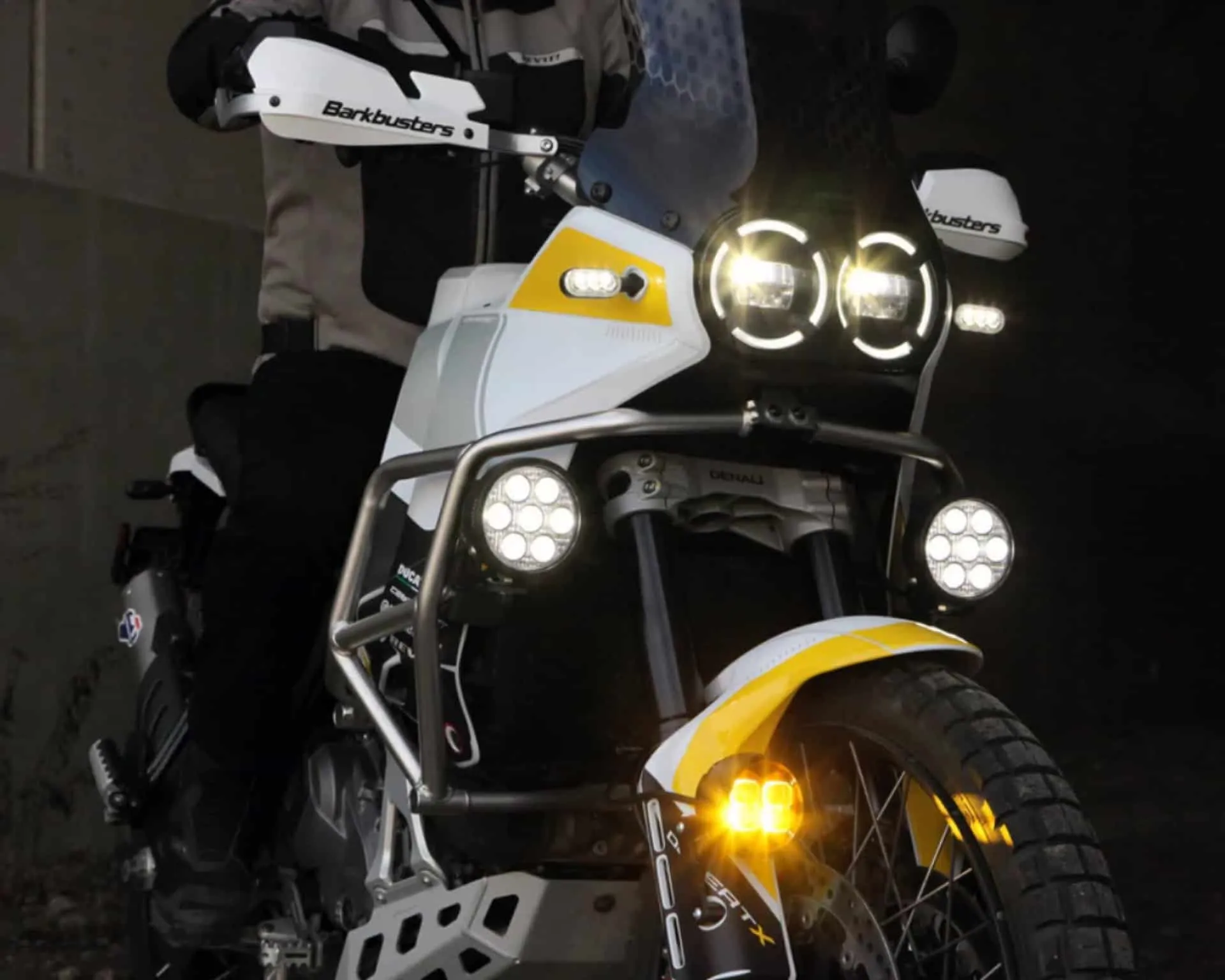 DENALI Lower Driving Light Mount for Ducati Desert X (LAH.22.10301)