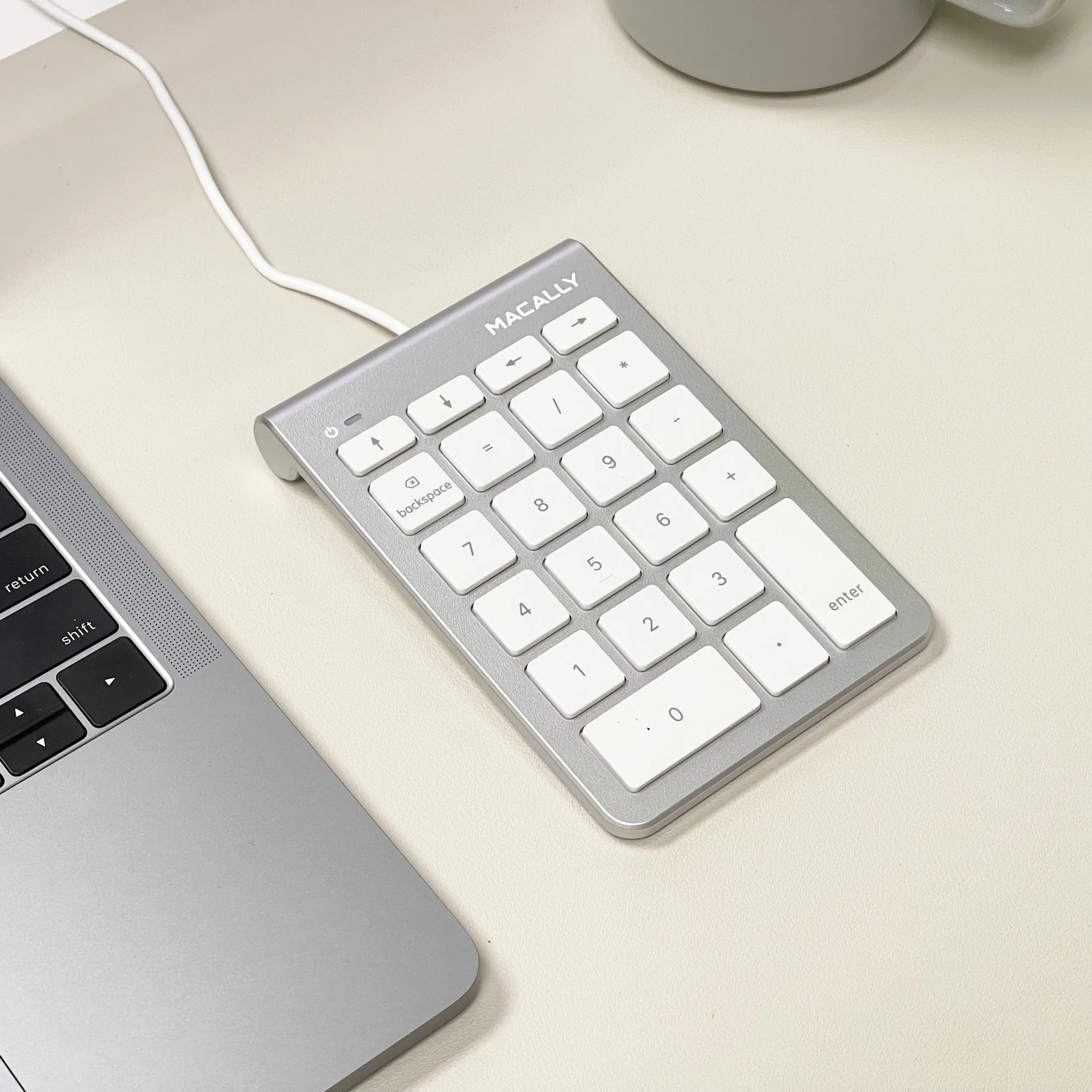 USB C Number Pad for Mac / PC | 10 Key with Arrow Keys (Aluminum)